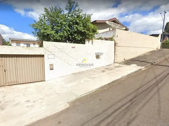 Casa com 411m² 3 quartos e 1 banheiro, à venda, no bairro Trianon em Guarapuava