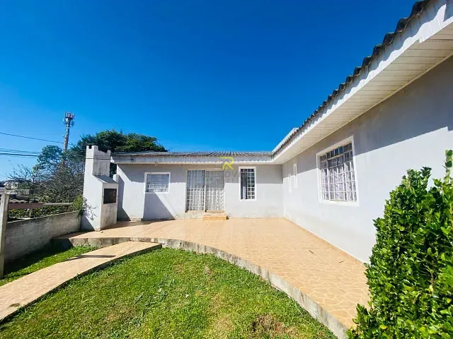 Casa com 411m² 3 quartos e 1 banheiro, à venda, no bairro Trianon em Guarapuava