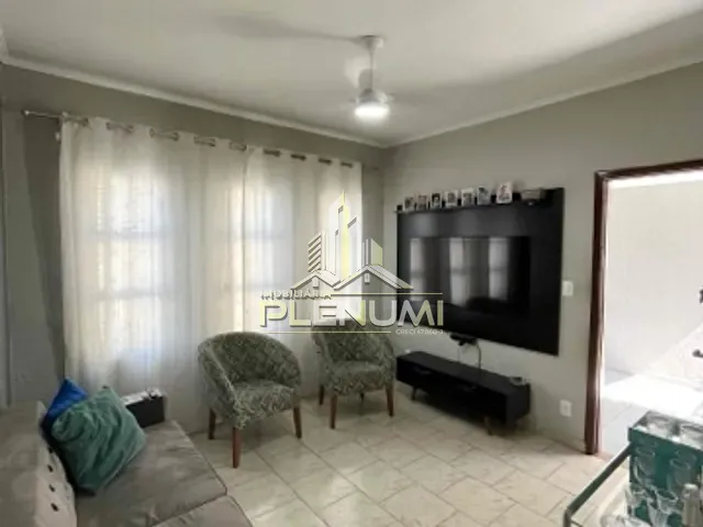 Casa 3 quartos e 2 banheiros, à venda, no bairro Parque Universitário em Rio Claro