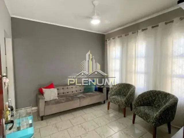 Casa 3 quartos e 2 banheiros, à venda, no bairro Parque Universitário em Rio Claro