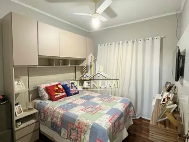 Casa 3 quartos e 2 banheiros, à venda, no bairro Parque Universitário em Rio Claro