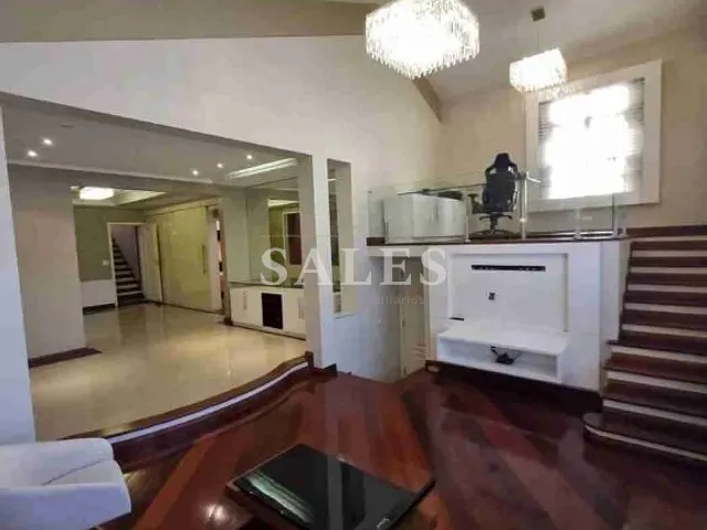 Casa com 326m² 4 quartos e 5 banheiros, à venda, no bairro São Mateus em Juiz de Fora