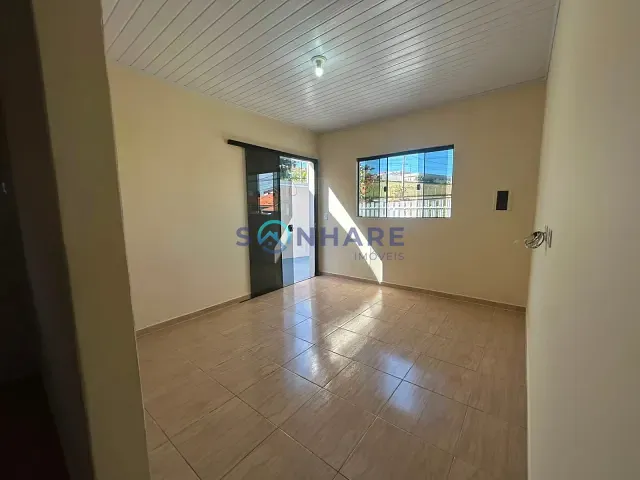Casa 3 quartos e 2 banheiros, à venda, no bairro Palmonari em Siqueira Campos