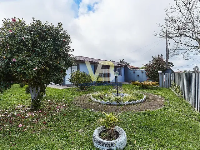 Casa com 674m² 3 quartos e 2 banheiros, à venda, no bairro Centro em Piraquara