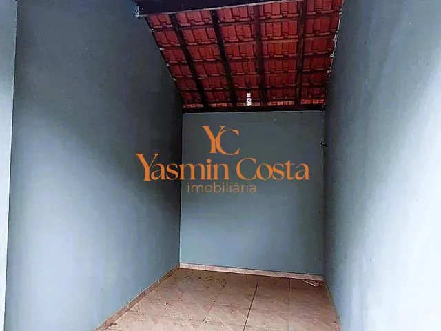 Casa com 506m² 3 quartos e 1 banheiro, à venda, no bairro Centro em Cambuí