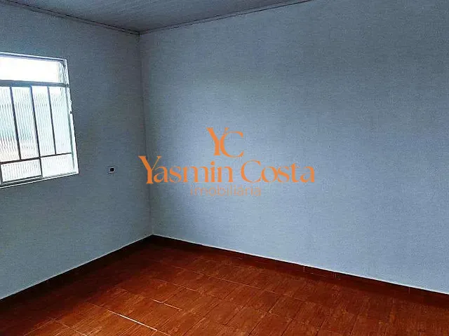 Casa com 506m² 3 quartos e 1 banheiro, à venda, no bairro Centro em Cambuí