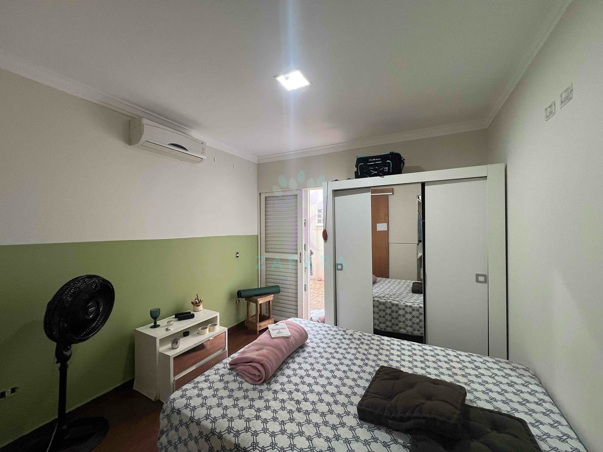 Casa para alugar com 4 quartos, 180m² - Foto 17
