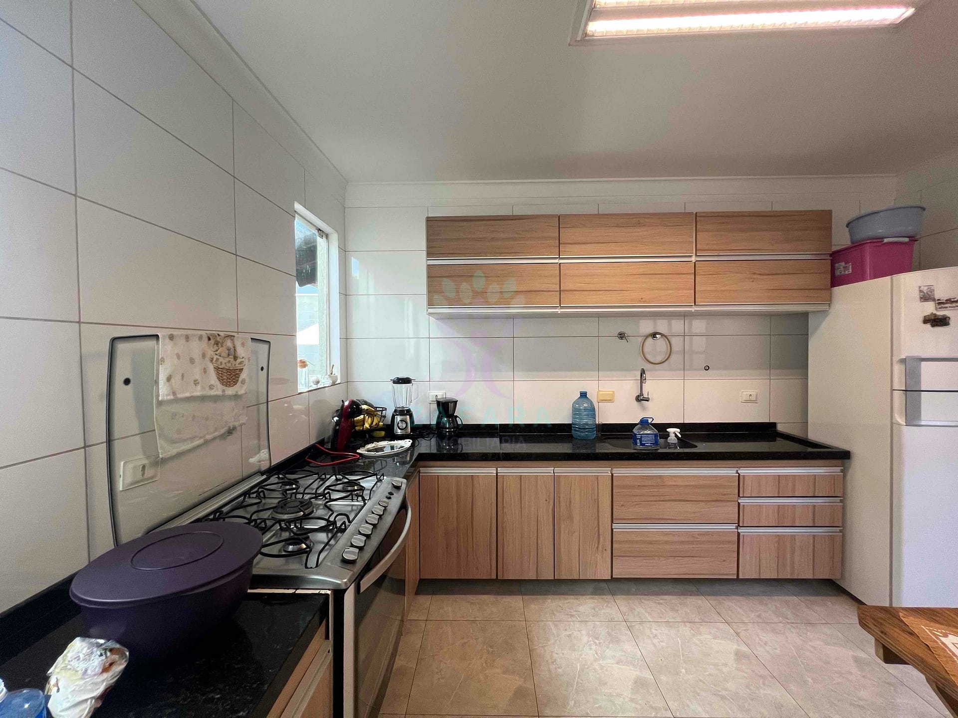 Casa para alugar com 4 quartos, 180m² - Foto 8