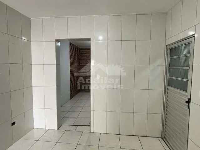 Casa 1 quarto e 1 banheiro, para alugar, no bairro Vila Nogueira em Diadema