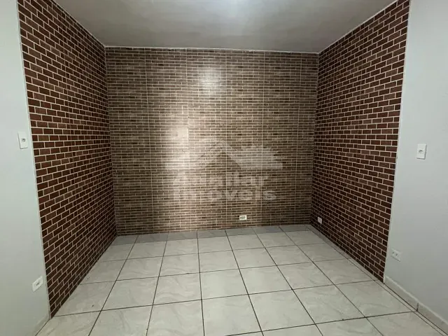 Casa 1 quarto e 1 banheiro, para alugar, no bairro Vila Nogueira em Diadema