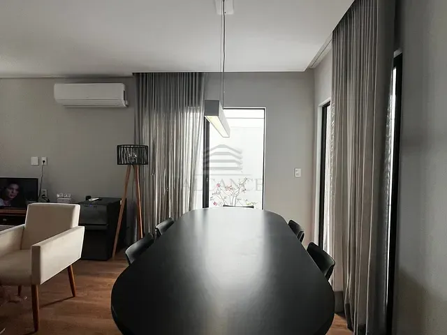 Casa 4 quartos e 4 banheiros, à venda, no bairro Porto do Centro em Teresina