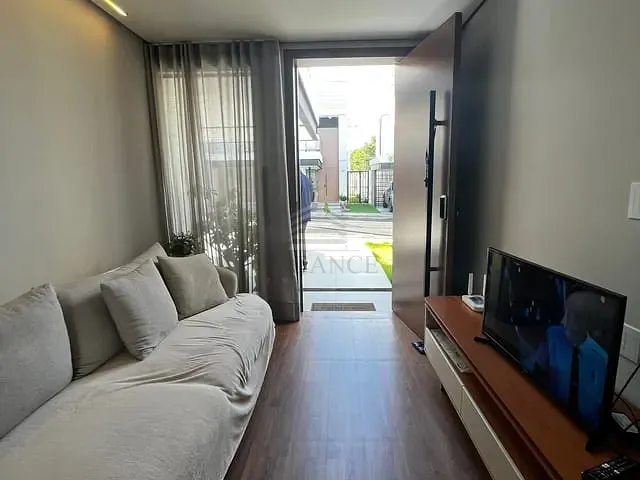 Casa 4 quartos e 4 banheiros, à venda, no bairro Porto do Centro em Teresina