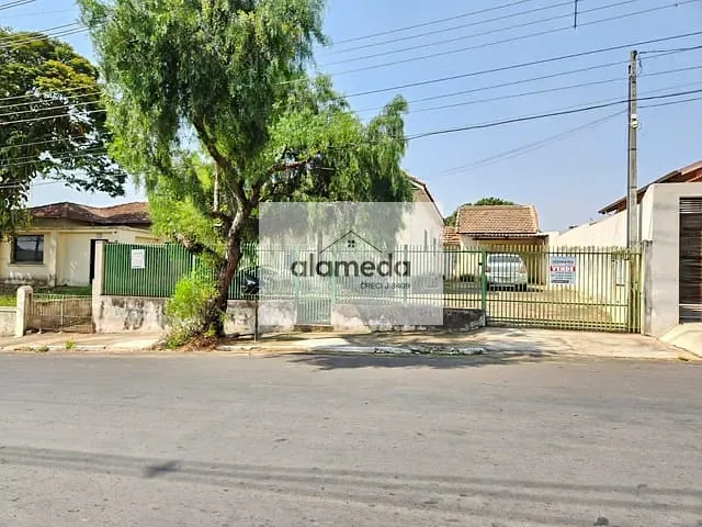 Casa com 780m² 2 quartos e 1 banheiro, à venda, no bairro CENTTRO em Jacarezinho