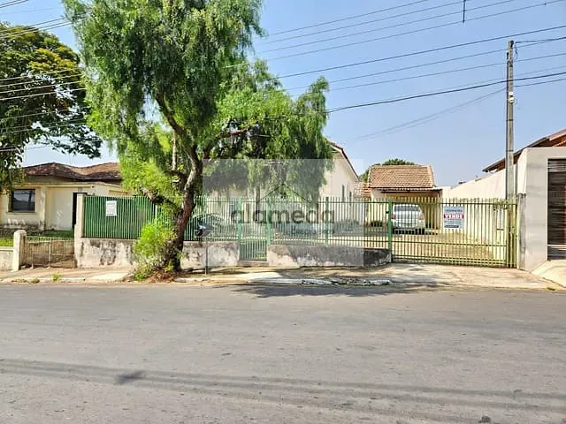 Casa com 780m² 2 quartos e 1 banheiro, à venda, no bairro CENTTRO em Jacarezinho