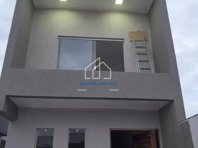 Casa com 131m² 3 quartos e 3 banheiros, à venda, no bairro Parque São Domingos em Pindamonhangaba