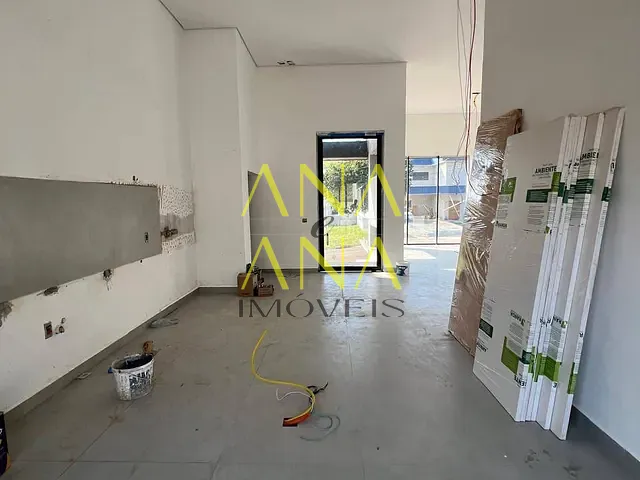 Casa com 600m² 3 quartos e 5 banheiros, à venda, no bairro Condomínio Terras de Santa Cruz em Bragança Paulista