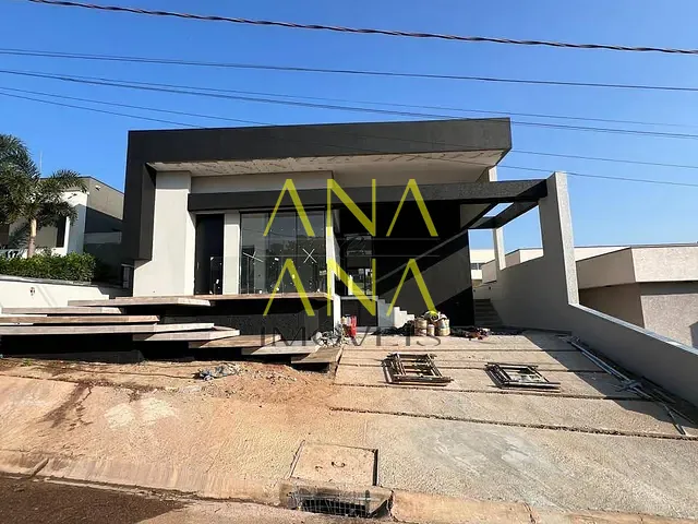 Casa com 600m² 3 quartos e 5 banheiros, à venda, no bairro Condomínio Terras de Santa Cruz em Bragança Paulista