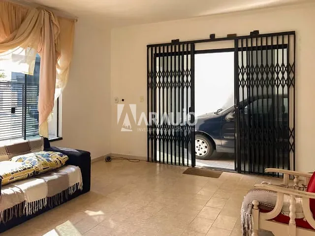 Casa com 252m² 2 quartos e 2 banheiros, à venda, no bairro São Judas em Itajaí
