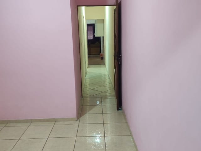 Casa 2 quartos e 1 banheiro, à venda ou para alugar, no bairro Vila Guaraciaba em Santo André
