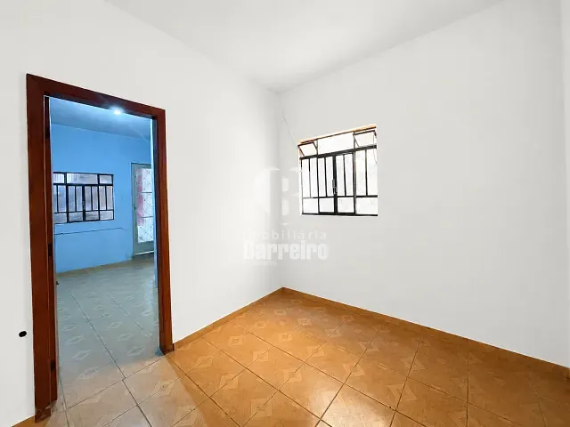 Casa 1 quarto e 1 banheiro, para alugar, no bairro Vale do Jatobá em Belo Horizonte