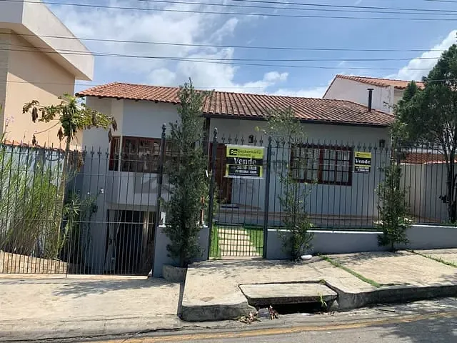 Casa 3 quartos e 3 banheiros, à venda, no bairro Jardim Belvedere em Volta Redonda