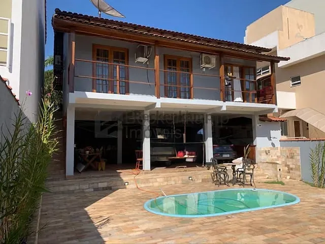 Casa 3 quartos e 3 banheiros, à venda, no bairro Jardim Belvedere em Volta Redonda