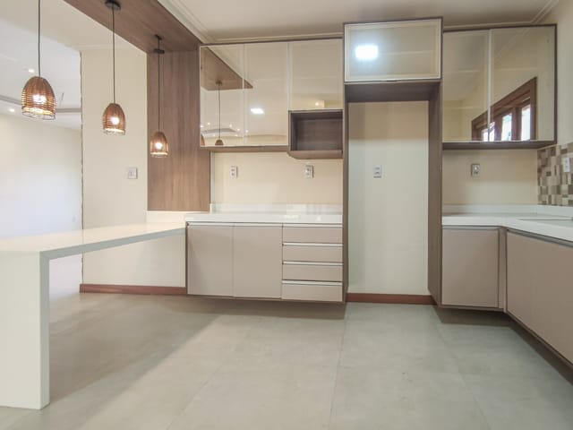 Casa 4 quartos e 5 banheiros, à venda, no bairro Guanabara em Ananindeua