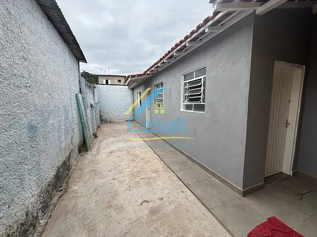 Casa 1 quarto e 1 banheiro, para alugar, no bairro Jardim Rene em São Roque