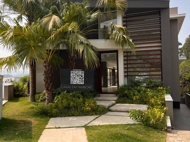 Casa com 1010m² 4 quartos e 7 banheiros, à venda, no bairro Tamboré em Santana de Parnaíba