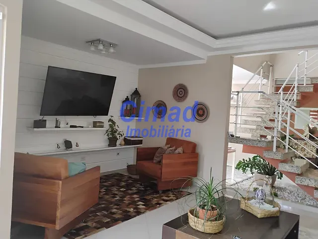 Sobrado 3 quartos e 4 banheiros, à venda, no bairro Vila Leonor em São Paulo