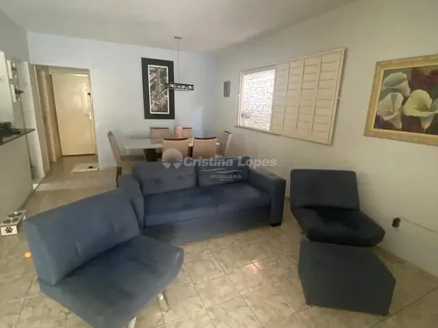 Casa 6 quartos e 2 banheiros, à venda, no bairro Fátima em Teresina