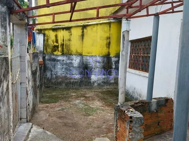 Casa com 300m² 2 quartos e 1 banheiro, à venda, no bairro Guaratiba em Rio de Janeiro