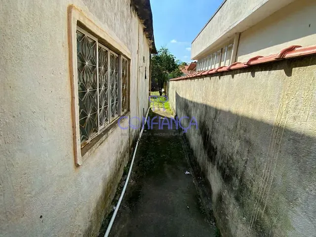 Casa com 300m² 2 quartos e 1 banheiro, à venda, no bairro Guaratiba em Rio de Janeiro