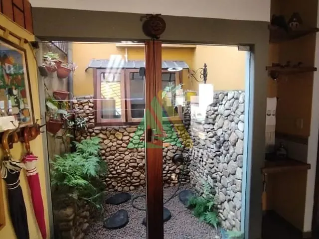 Casa com 360m² 3 quartos e 2 banheiros, à venda, no bairro Centro em Mogi Mirim