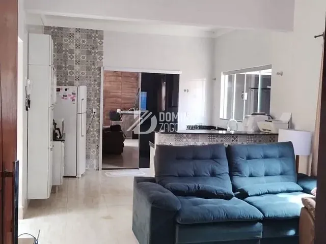 Casa com 200m² 3 quartos e 3 banheiros, à venda, no bairro Alfredo Freire II em Uberaba