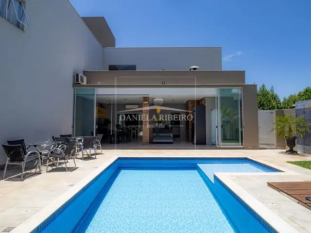 Casa com 667m² 4 quartos e 5 banheiros, à venda, no bairro Esperança em Londrina