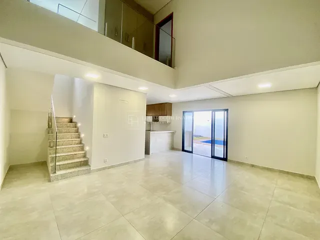 Casa 3 quartos e 5 banheiros, à venda, no bairro Recanto Quarto Centenário em Jundiaí