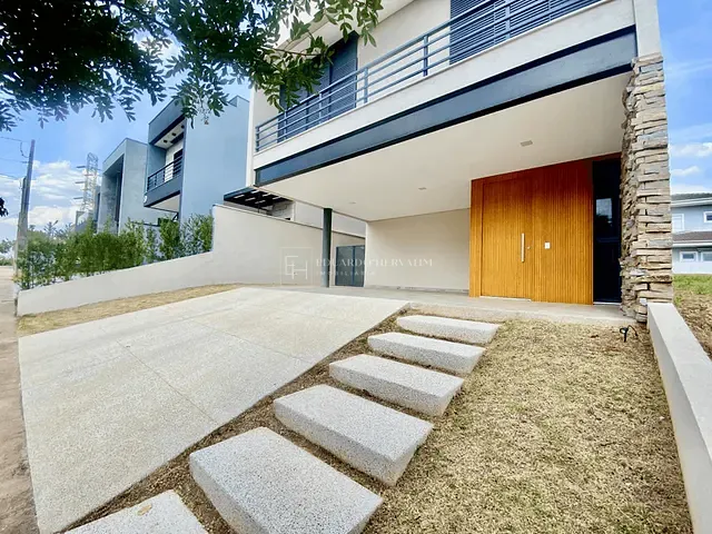 Casa 3 quartos e 5 banheiros, à venda, no bairro Recanto Quarto Centenário em Jundiaí