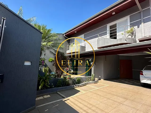 Casa com 300m² 3 quartos e 4 banheiros, à venda, no bairro Parque Residencial Jaguari em Americana