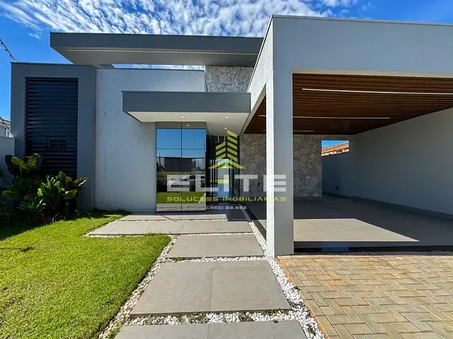 Casa 3 quartos e 2 banheiros, à venda, no bairro Jardim dos Ipês em Sorriso
