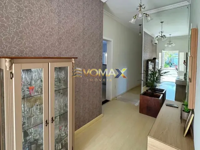 Casa 3 quartos e 3 banheiros, à venda, no bairro Jardim Marabá em Itapetininga