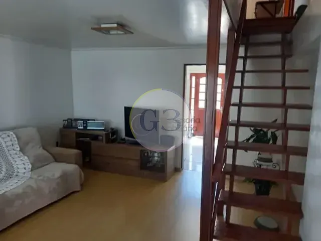 Casa 2 quartos e 3 banheiros, à venda, no bairro Areal em Pelotas
