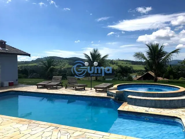 Casa com 1380m² 4 quartos e 6 banheiros, à venda, no bairro Porto Bragança em Bragança Paulista