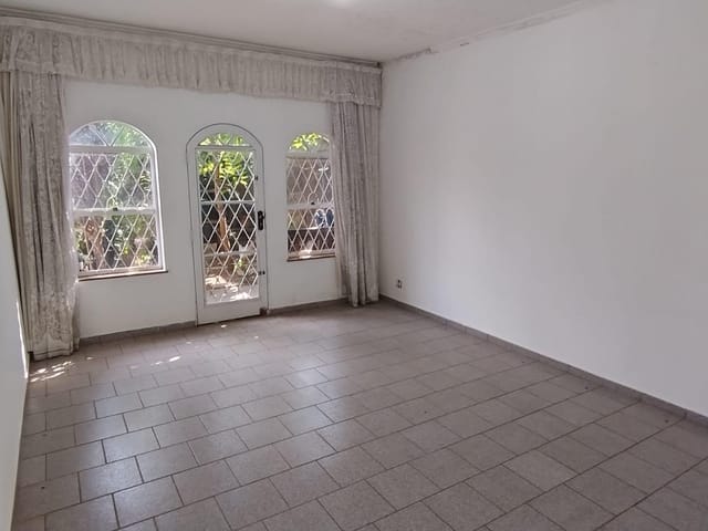 Casa 4 quartos e 3 banheiros, à venda, no bairro Jardim Paulistano em Americana