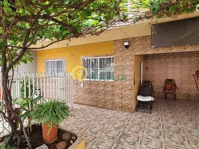 Casa com 200m² 5 quartos e 3 banheiros, à venda, no bairro Jardim Planalto em Londrina