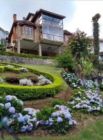 https://static.arboimoveis.com.br/CA0060_LOU/linda-casa-duplex-a-venda-em-condominio-fechado-quartos-e-clube-completo-em-teresopolis-rj1628492341377njdnt.jpg