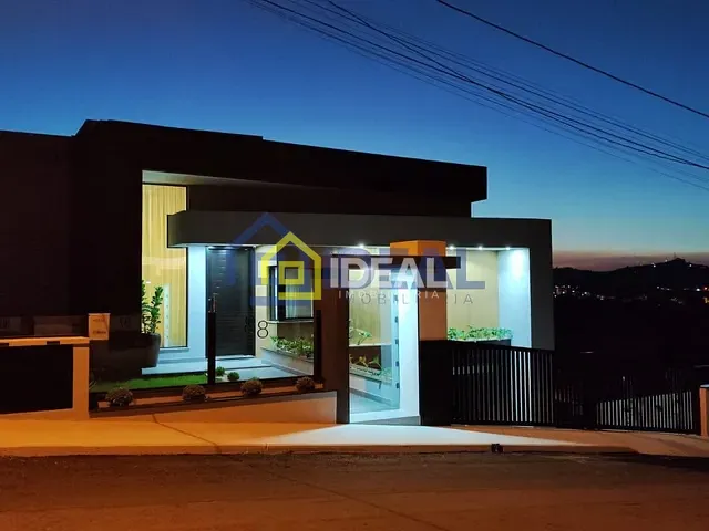 Casa com 214m² 3 quartos e 2 banheiros, à venda, no bairro Parque de Exposições em Concórdia