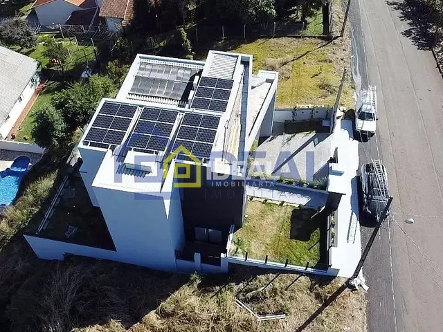 Casa com 214m² 3 quartos e 2 banheiros, à venda, no bairro Parque de Exposições em Concórdia