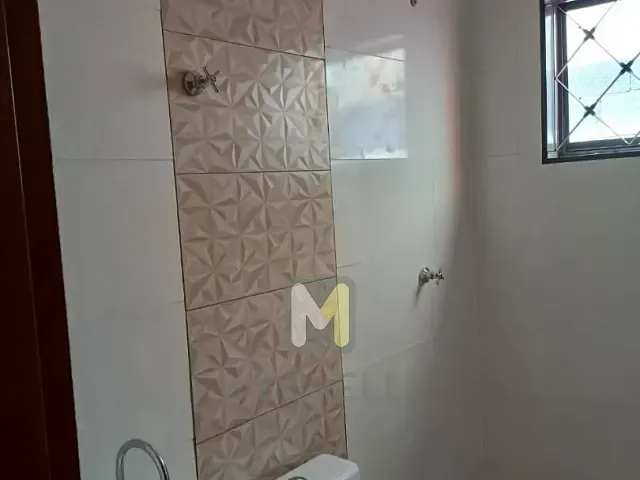 Casa com 160m² 2 quartos e 2 banheiros, à venda, no bairro Jardim Das Rosas em Serrana
