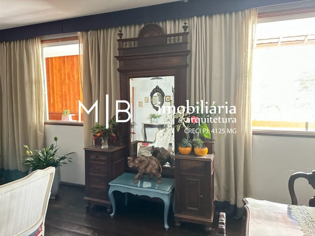 Casa com 380m² 4 quartos e 4 banheiros, à venda, no bairro COLINAS em CATAGUASES
